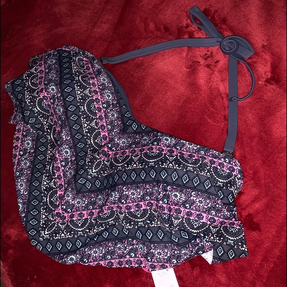 Xhilaration Other - Patterned Bikini Top